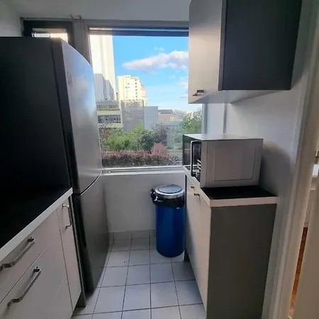 Charmant Parisien Apartment